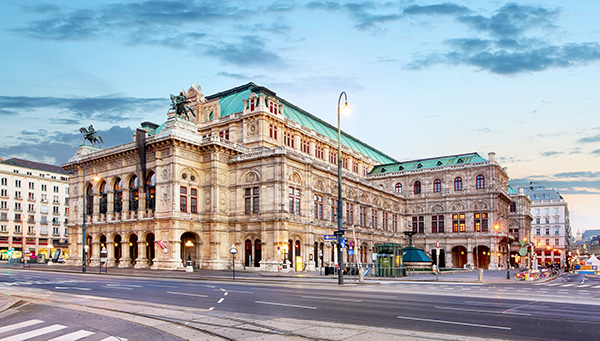 Vienna commercial real estate advisor